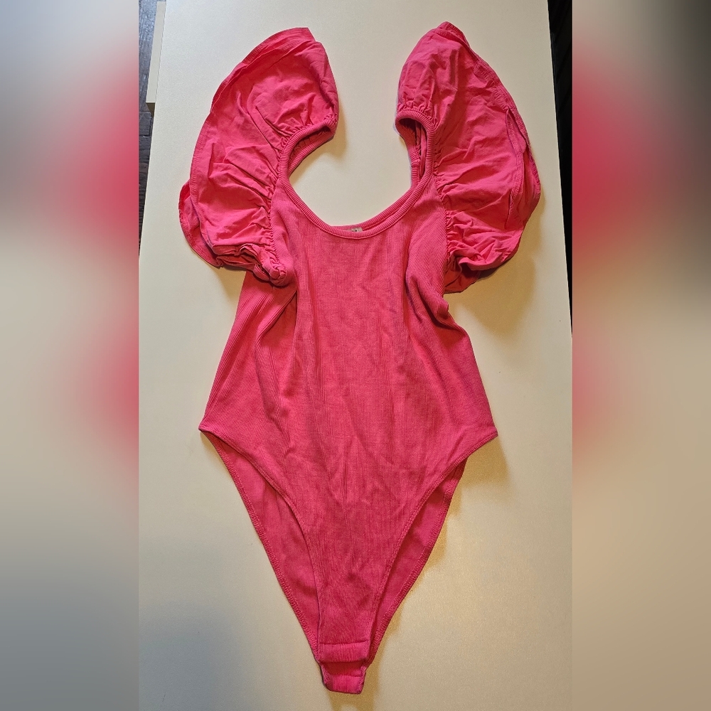 Zara Pink Puff Sleeve Bodysuit